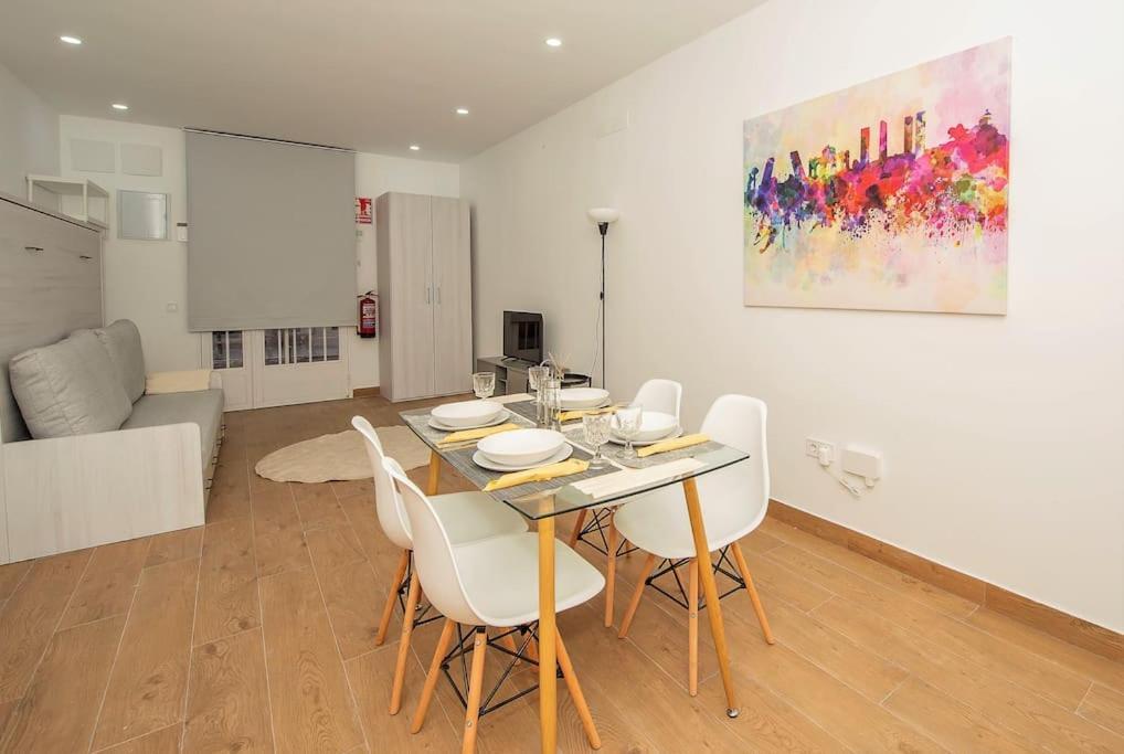 Estudio En Palacio La Latina マドリード エクステリア 写真