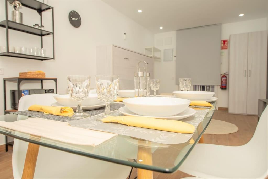 Estudio En Palacio La Latina マドリード エクステリア 写真