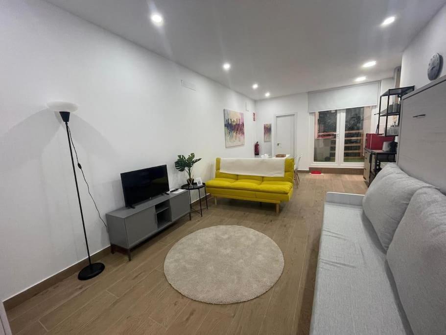 Estudio En Palacio La Latina マドリード エクステリア 写真