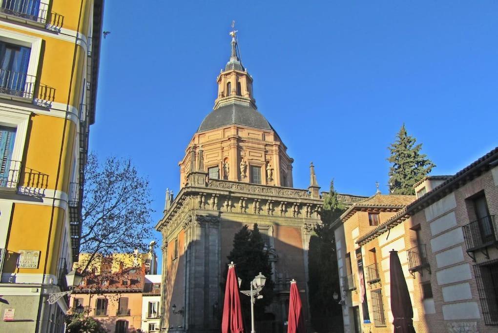 Estudio En Palacio La Latina マドリード エクステリア 写真